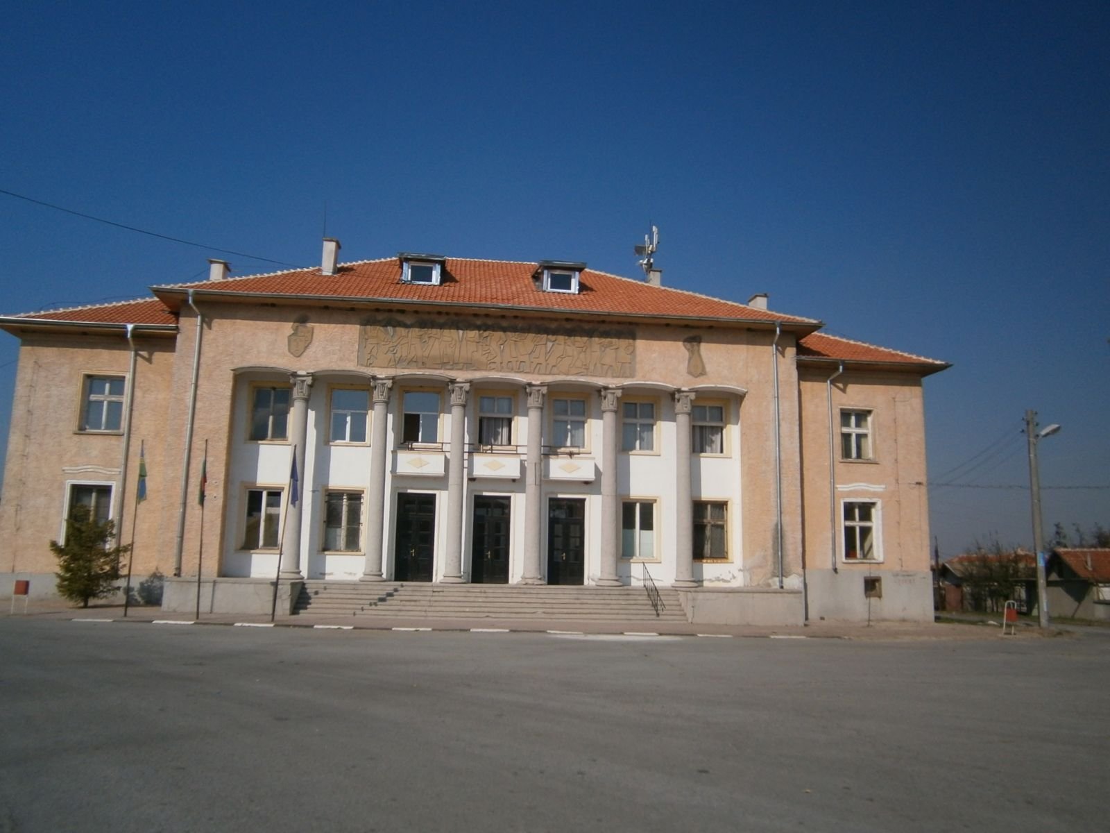 Агриада купува земеделска земя в Чарган