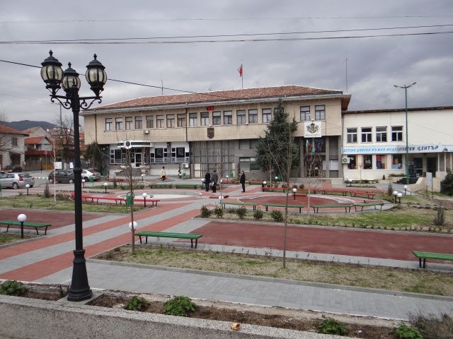 Агриада купува земеделска земя в Стрелча