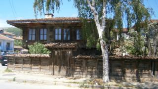 Агриада ЕООД купува земеделска земя в град Котел