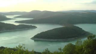 Агриада купува земеделска земя в Манолич