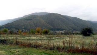 Купува земеделска земя във Ветрен дол