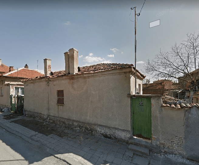 Продава къща в Нова Загора