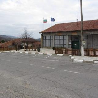 Агриада купува земеделска земя в Близнец